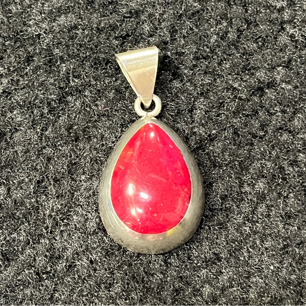 Vibrant Red and 925 Mexico Silver vintage Teardrop pendant